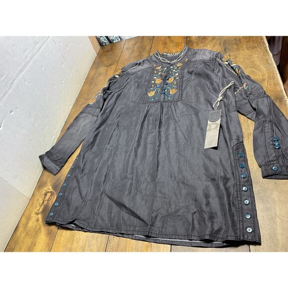Double D Ranch Carrizo Canyon Western Denim Embroidered Tunic Size Medium NWT - Picture 1 of 14